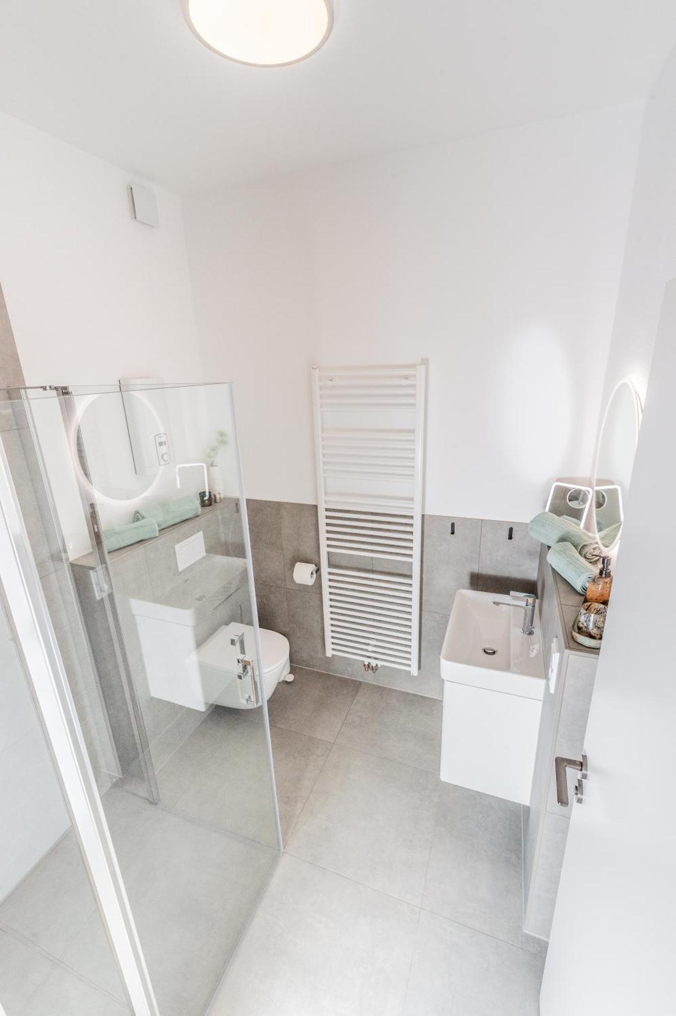 Apartment Weingut Dr Hermann I Erden Esterno foto
